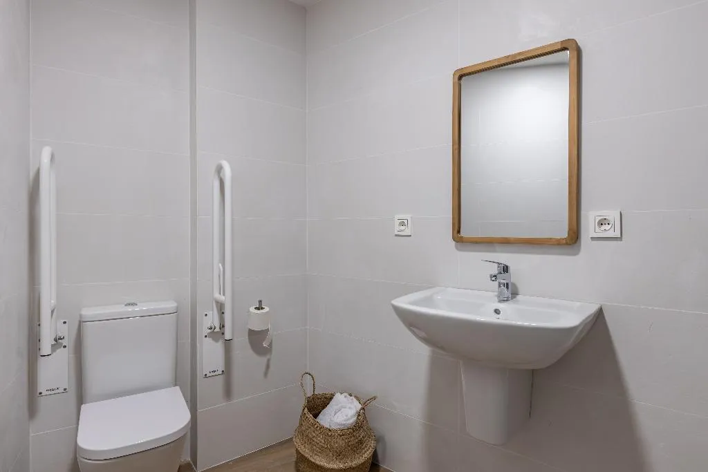 STUDIO CAPACITY 2 Room, Libere Malaga la Merced, Costa Del Sol