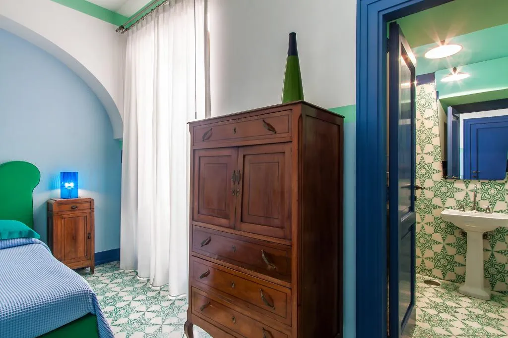 DOUBLE DELUXE Room, Casa Astarita, Naples