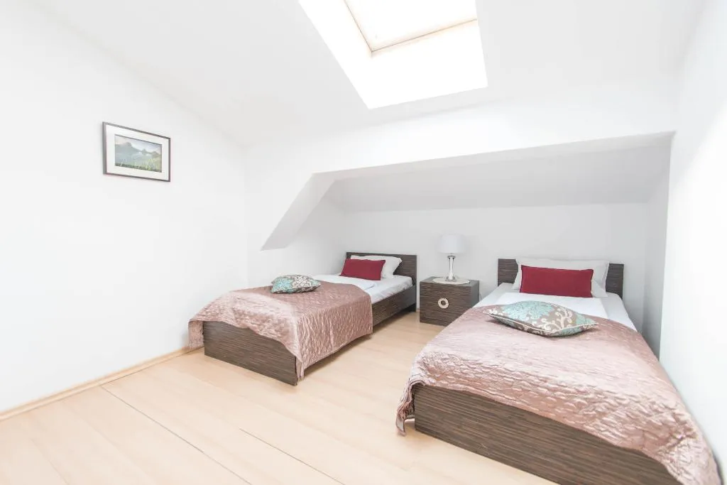 APARTMENT CAPACITY 3 ONE BEDROOM Room, Old Town Apartments Slawkowska, Krakow