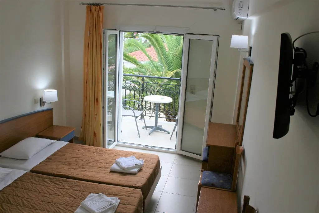 Room, Metaxa, Zante