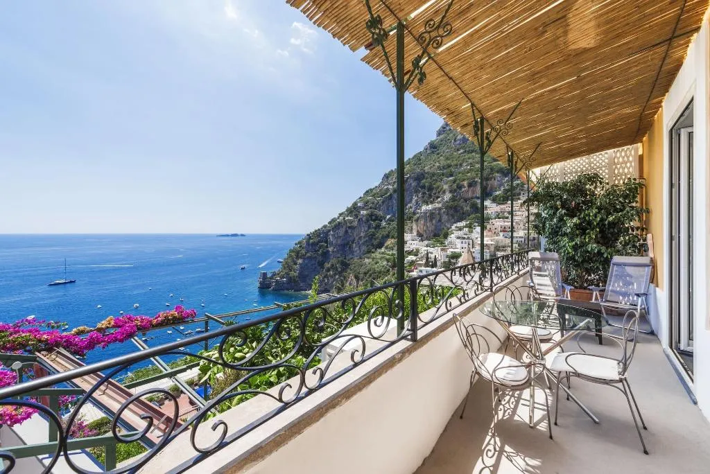 Room, Villa Magia, Naples