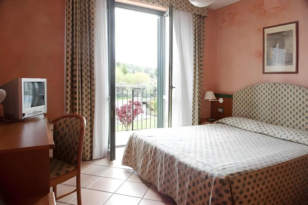 Room, Hotel Montelago, Milan