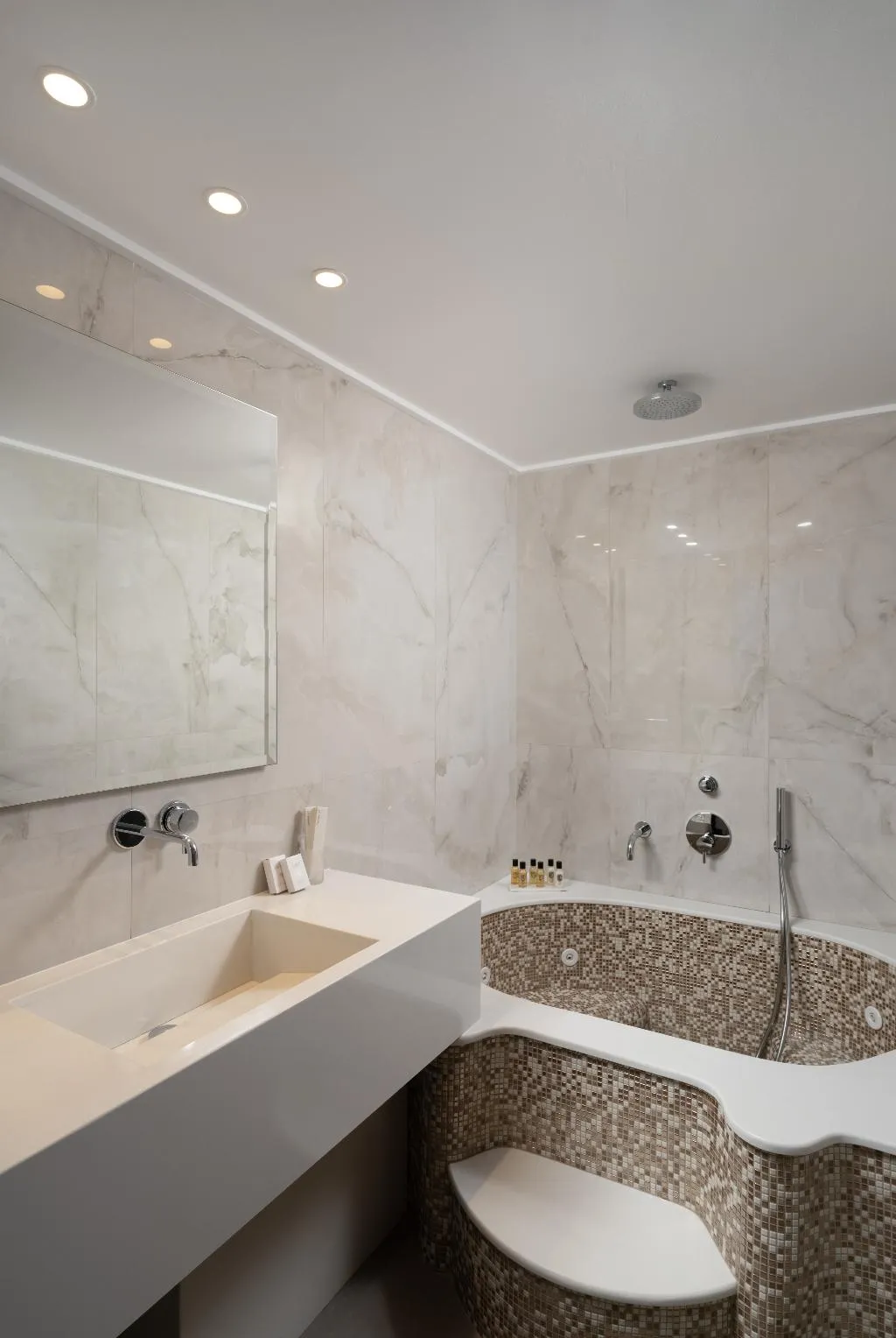 JUNIOR SUITE WITH JACUZZI Room, De Sol Hotel & Spa, Santorini