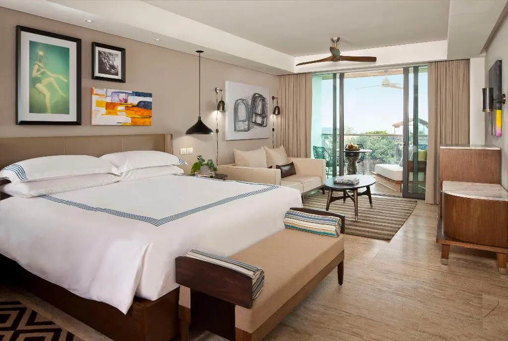 SUITE KING SIZE BED Room, Hyatt Centric Playa del Carmen, Playa Del Carmen