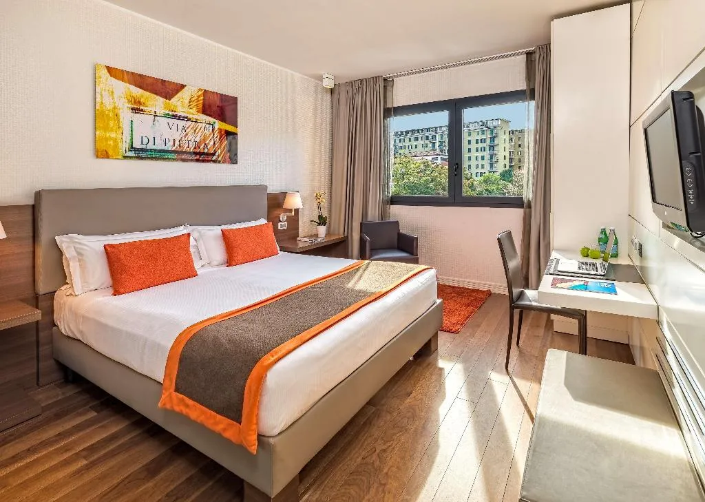 Room, H10 Roma Citta, Rome