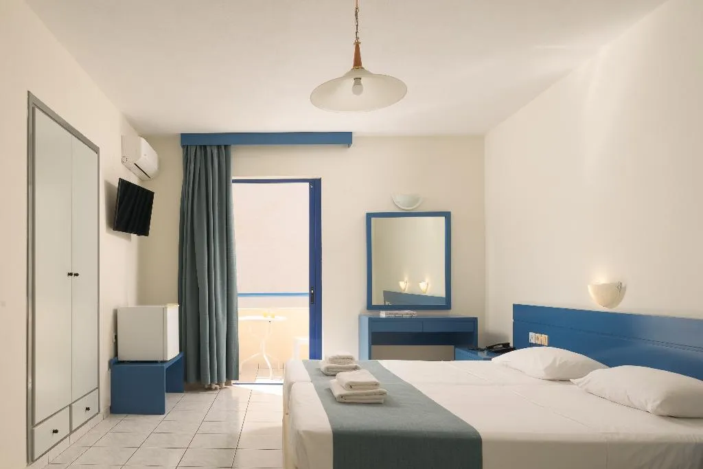 Double or Twin STANDARD Room, Hersonissos Central, Crete