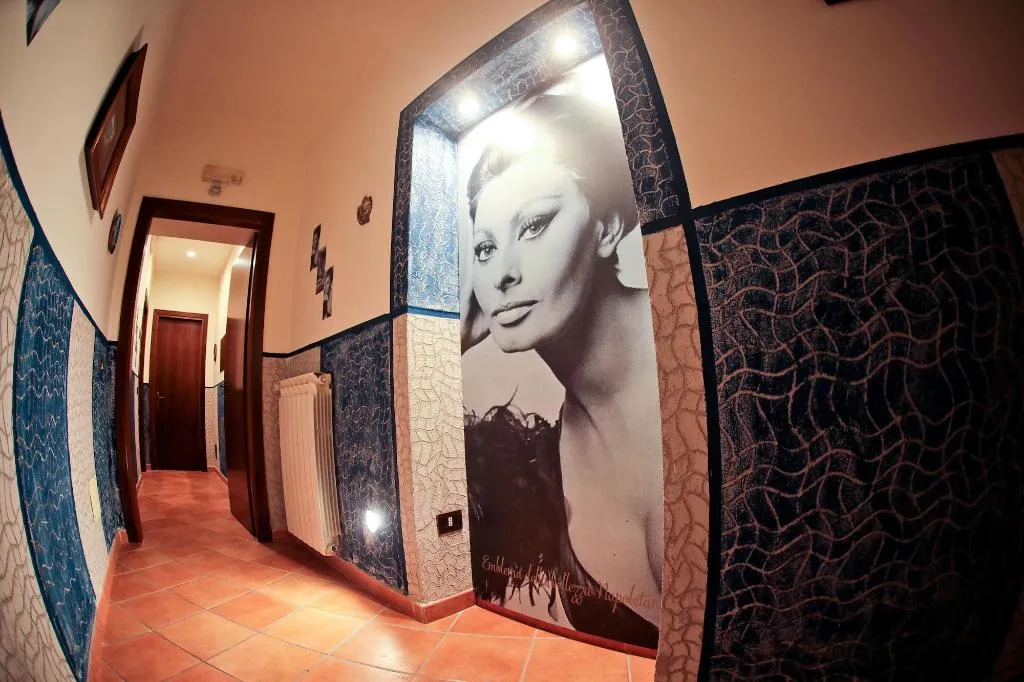 Lobby, Residence Confalone, Naples