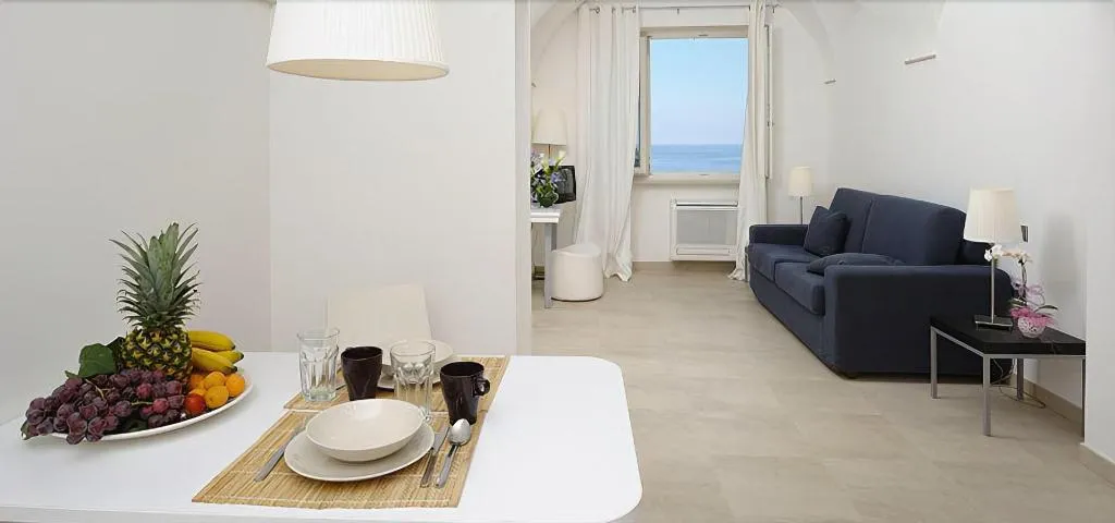 Room, Residence La Dolce Vita, Naples