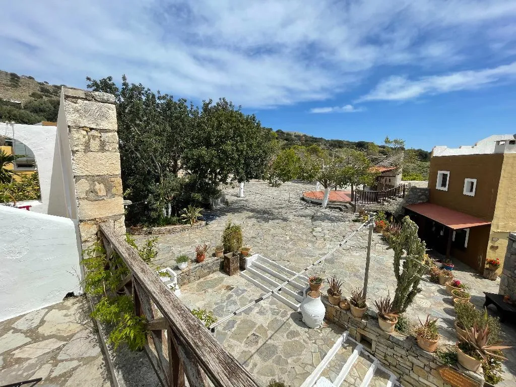 TRIPLE STANDARD Room, Arolithos Traditional Cretan Village, Crete