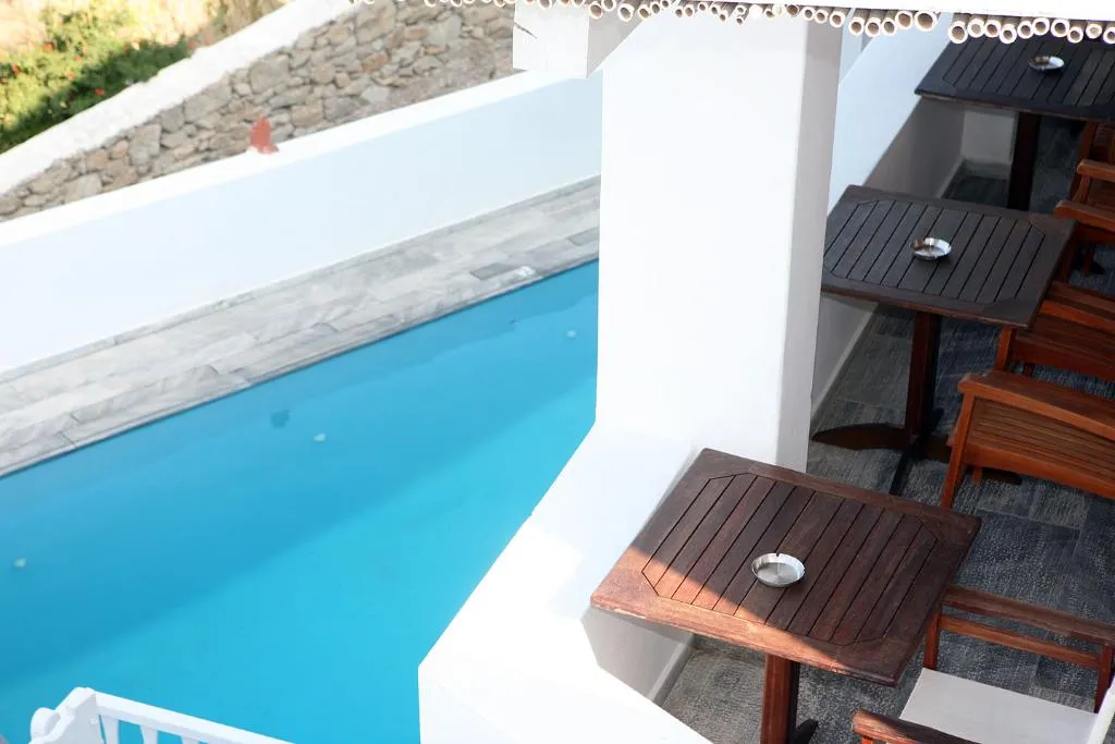 Pool, Madalena, Mykonos