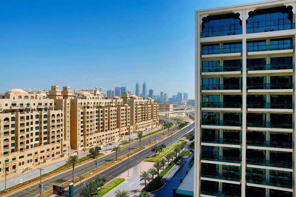 QUADRUPLE DELUXE TWO DOUBLE BEDS Room, Marriott Resort Palm Jumeirah Dubai, Dubai