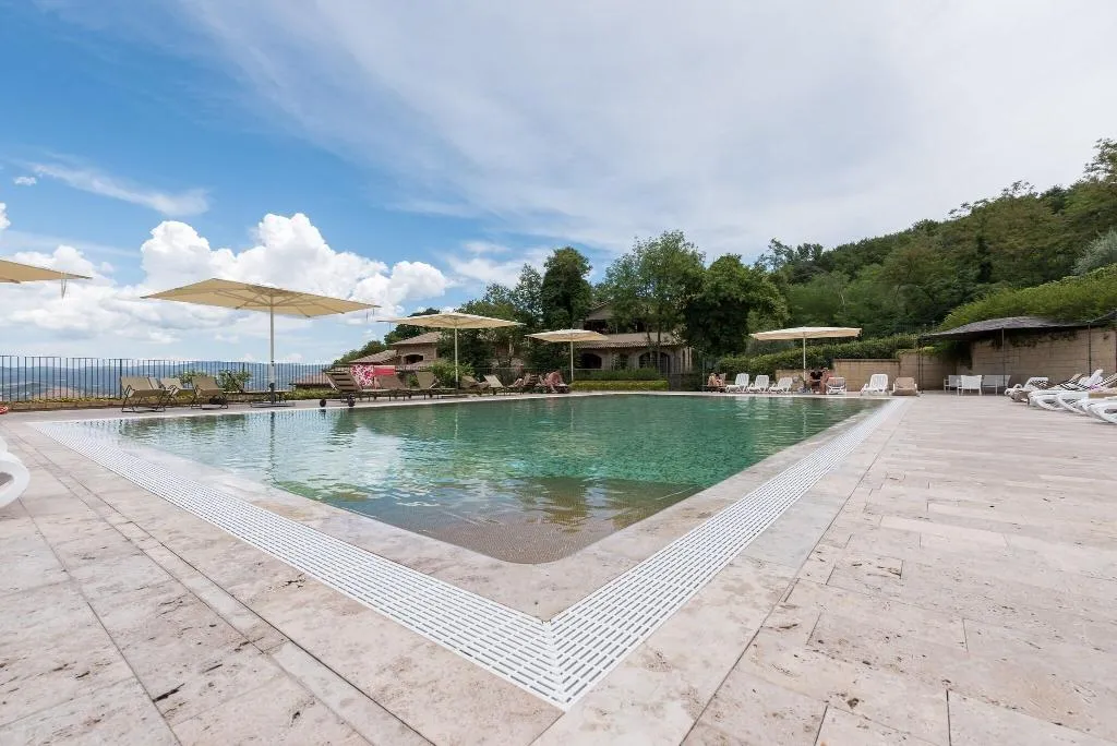 Pool, Altarocca Wine Resort, Perugia