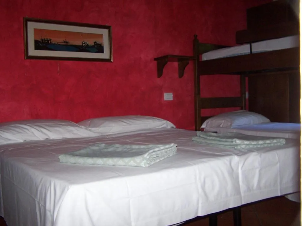 Room, Villa Giardino, Perugia