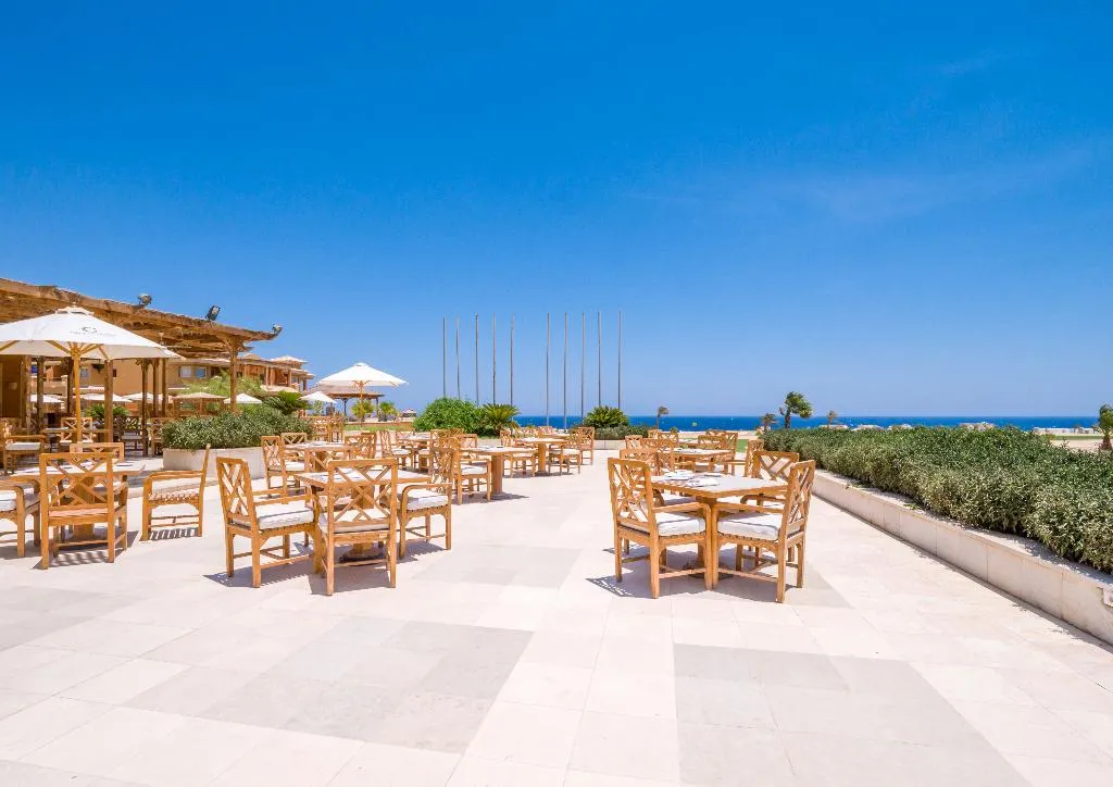 Restaurant, The Cascades Golf Resort Spa and Thalasso, Red Sea Riviera