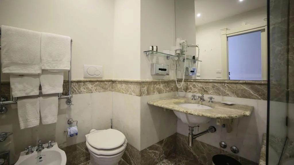 DOUBLE SUPERIOR QUEEN BED Room, Hotel Villa Fraulo, Naples