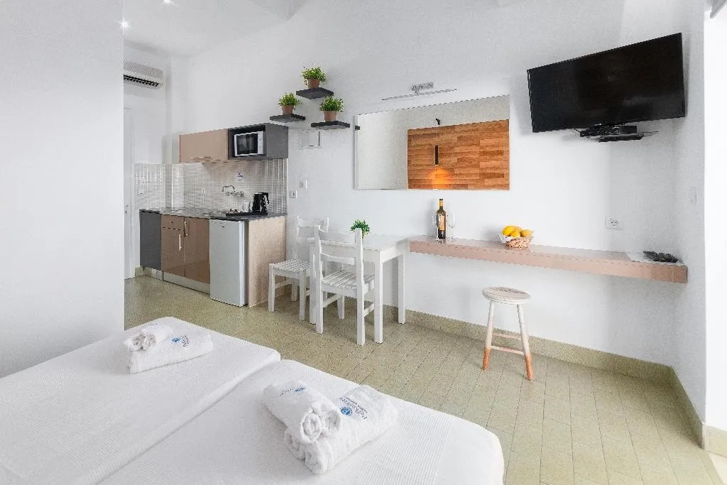 STUDIO SUPERIOR Room, Pefkos View Suites & Maisonette, Rhodes