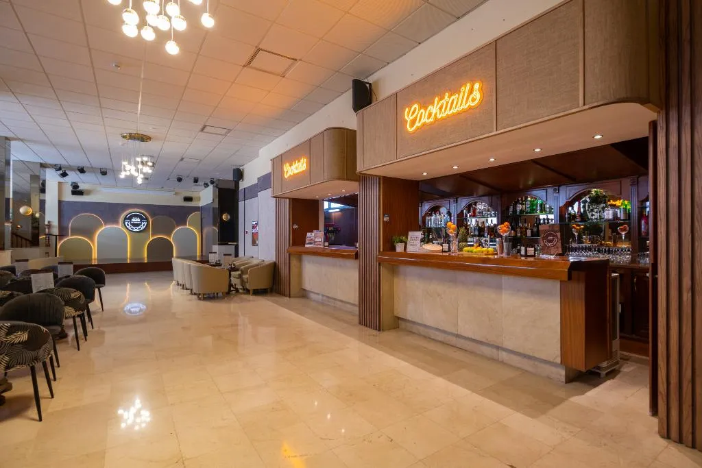 Bar, Hotel Parasol by Dorobe, Costa Del Sol