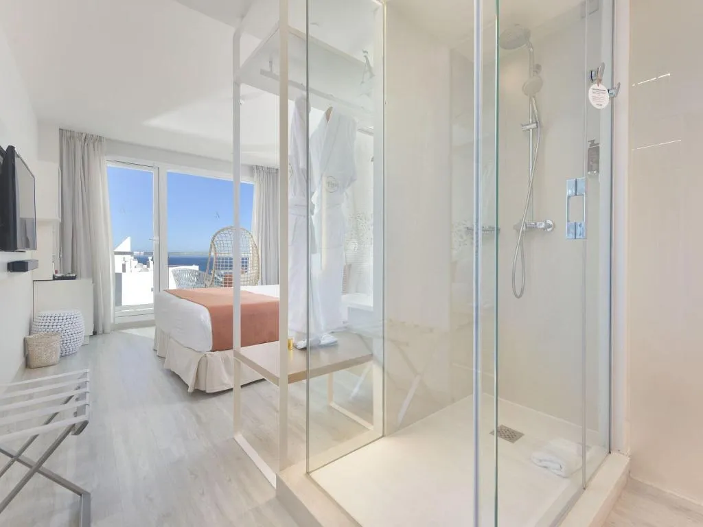 DOUBLE DELUXE Room, Amare Beach Hotel Ibiza, Ibiza