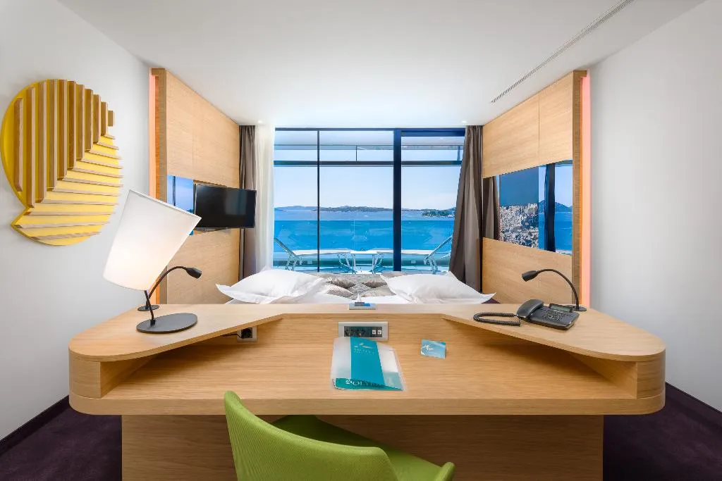 SUITE PREMIUM SEA VIEW Room, Olympia Sky, Split