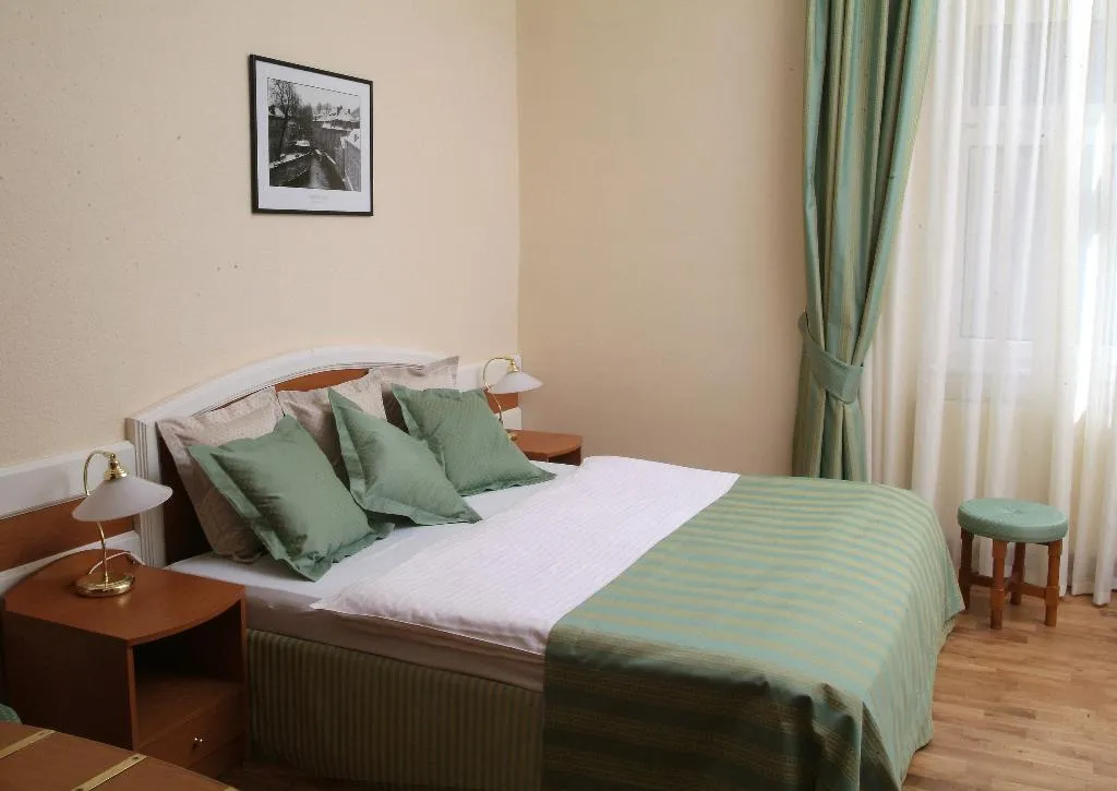 SINGLE STANDARD Room, Marketa, Prague
