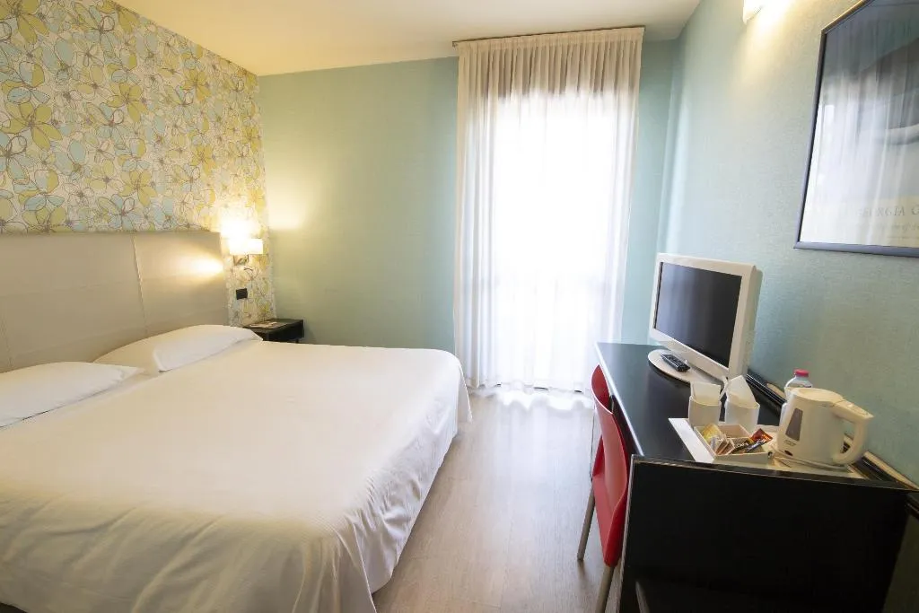 Room, Spa Hotel Parigi 2, Milan