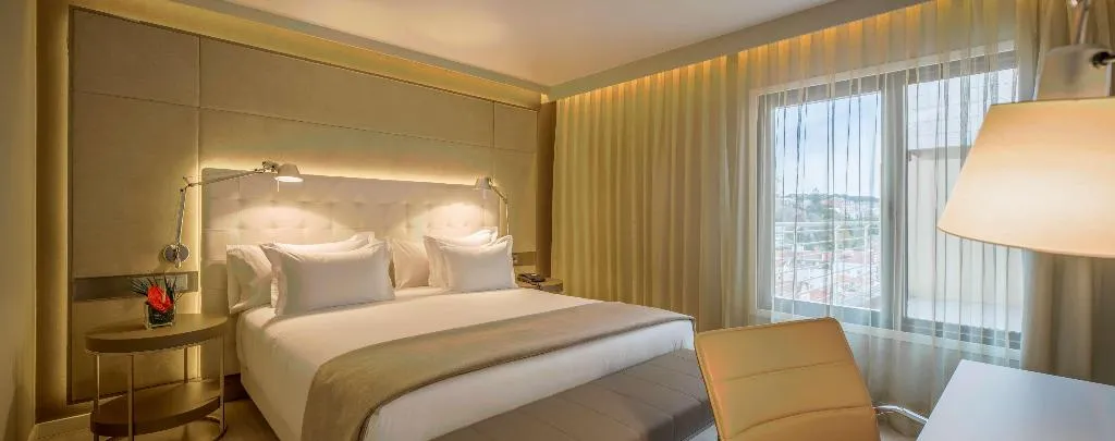 Room, NH Collection Lisboa Liberdade, Lisbon