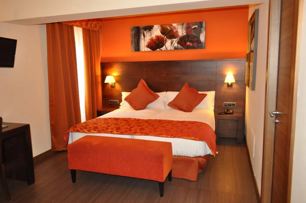 TRIPLE CAPACITY 3 Room, Solineu, Costa Brava