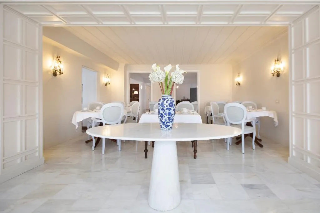 Restaurant, Despotiko, Mykonos