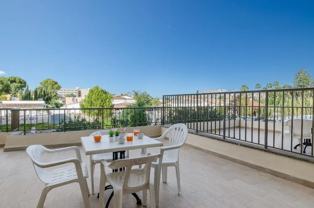 APARTMENT GARDEN VIEW Room, Alcudia Apartments, Majorca
