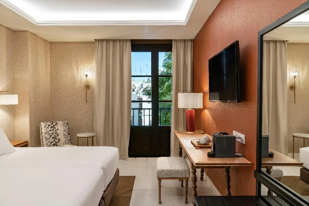 DOUBLE SINGLE USE WITH BALCONY Room, Vincci Molviedro, Seville