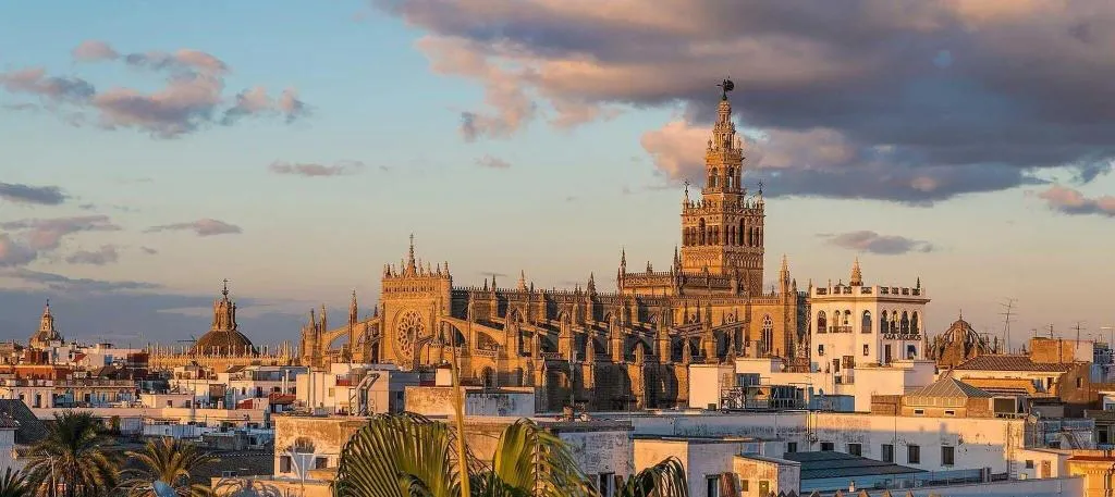 General view, Hotel Simon, Seville