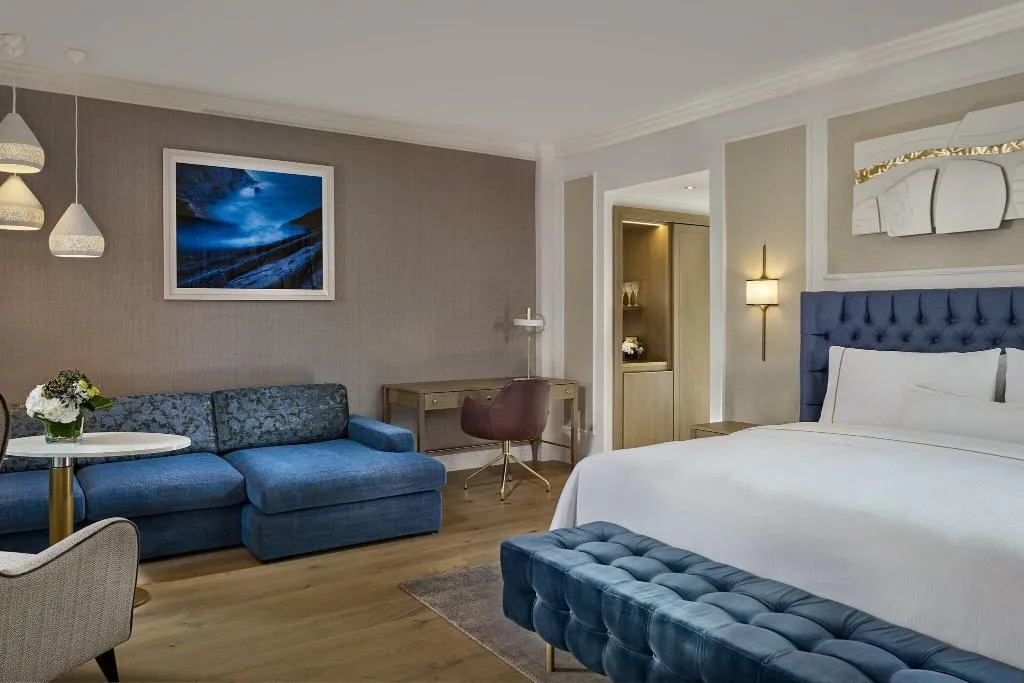 Room, The College Green Hotel Dublin, Autograph, Dublin