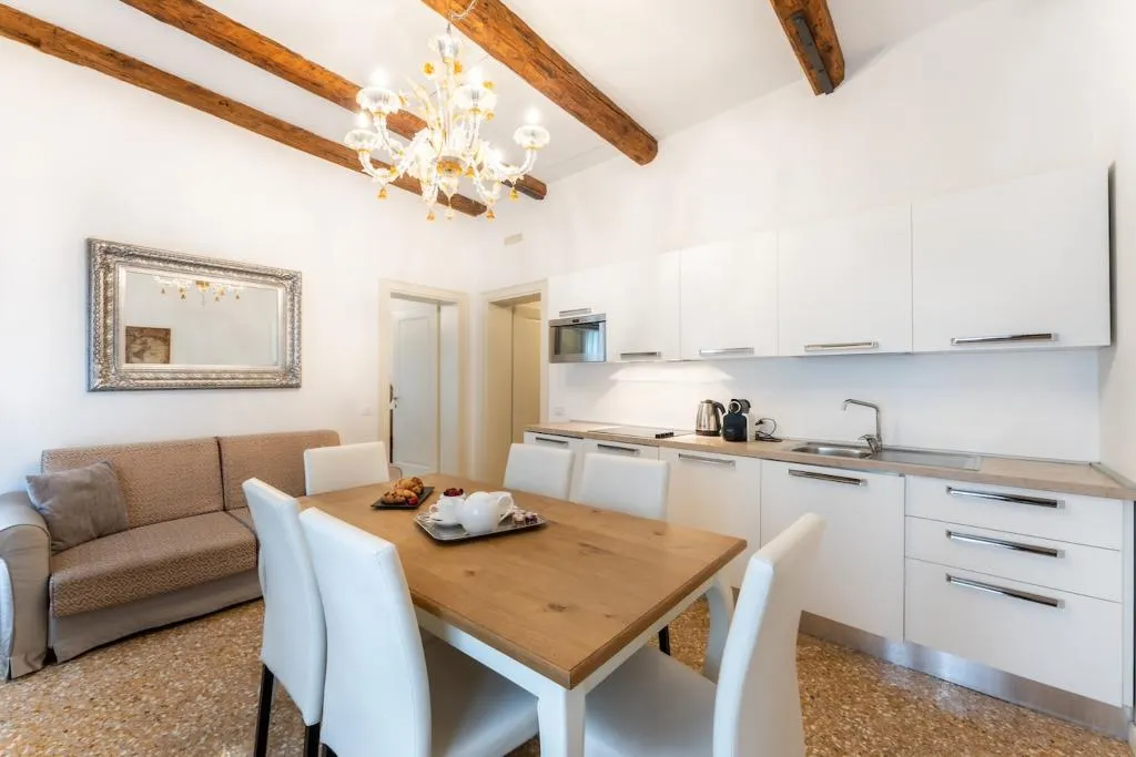 APARTMENT EXECUTIVE THREE BEDROOMS Room, San Teodoro Palace  - Luxury Apartments, Venice