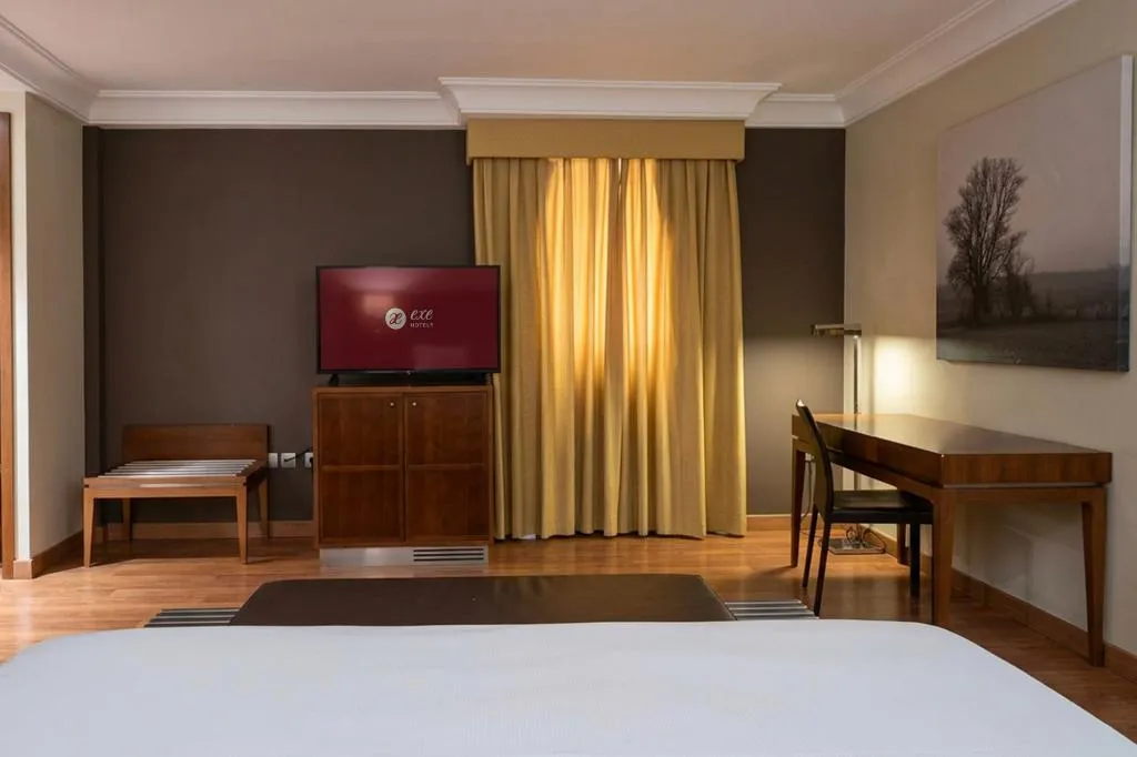 JUNIOR SUITE CAPACITY 3 Room, Exe Almeria Centro, Costa Almeria