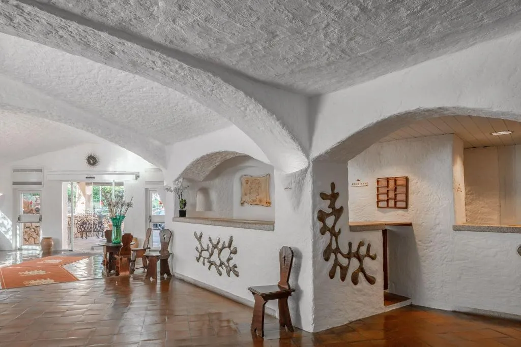 Lobby, Cervo, Olbia