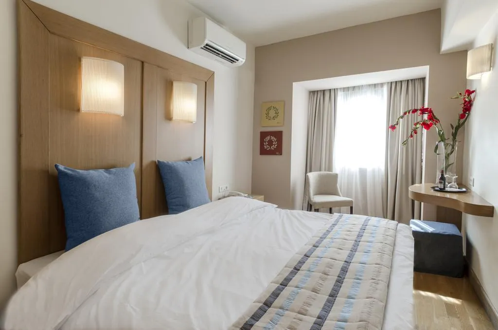 Double or Twin STANDARD Room, Hermes Hotel, Athens