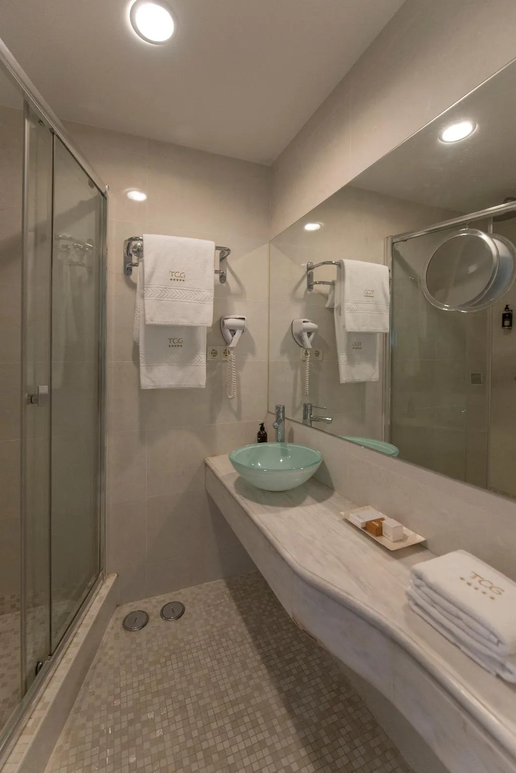 JUNIOR SUITE STANDARD Room, The Charm of Cascais, Lisbon