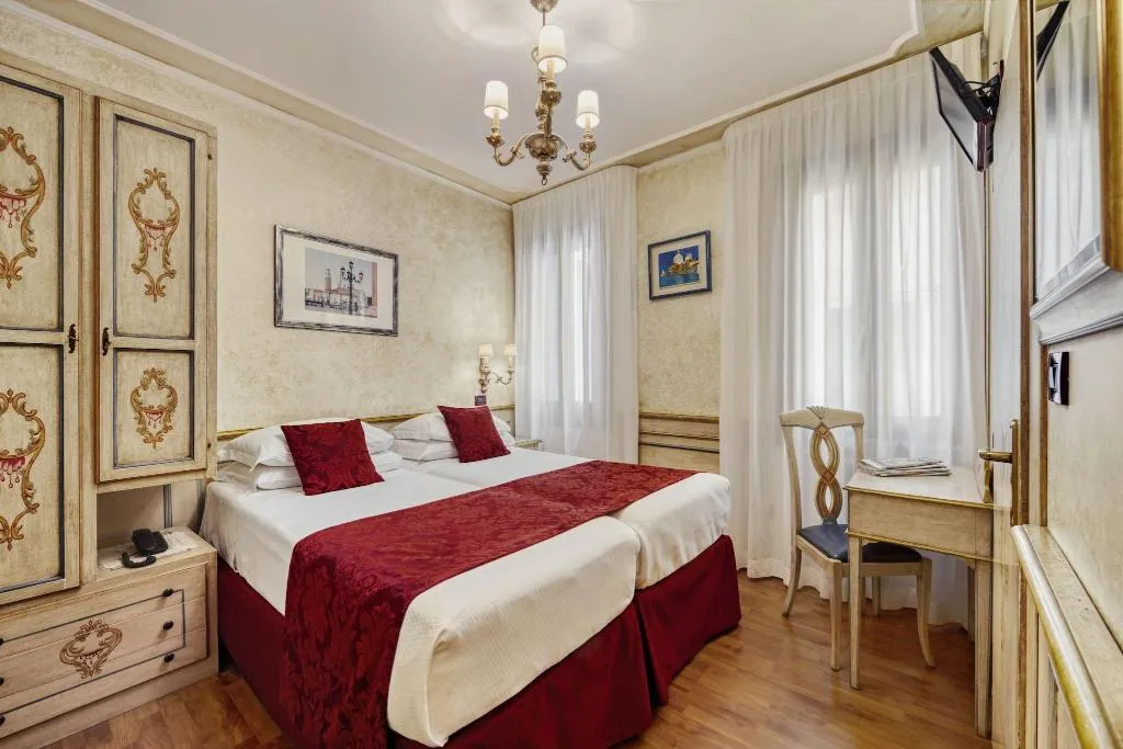 DOUBLE STANDARD Room, Al Piave, Venice
