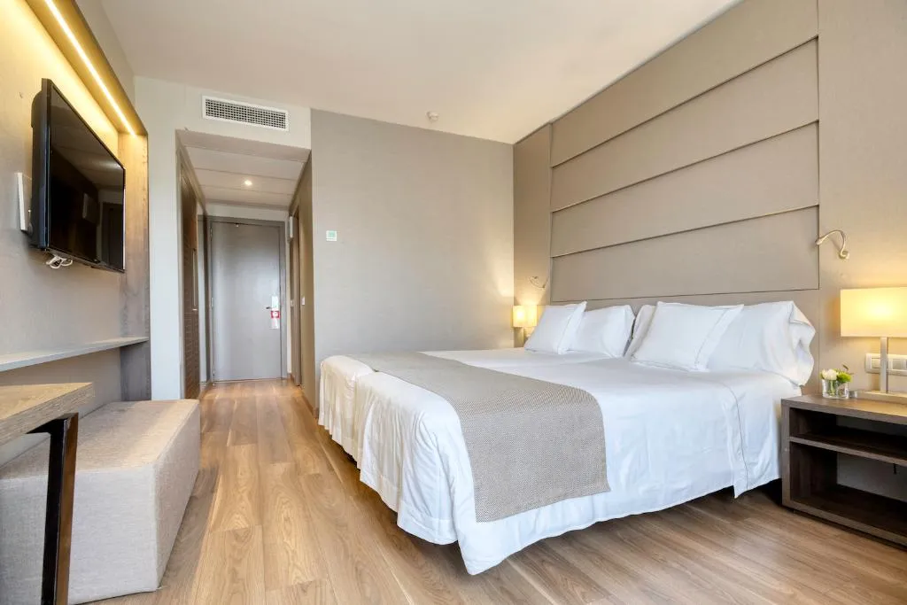 SINGLE STANDARD Room, America Barcelona, Barcelona