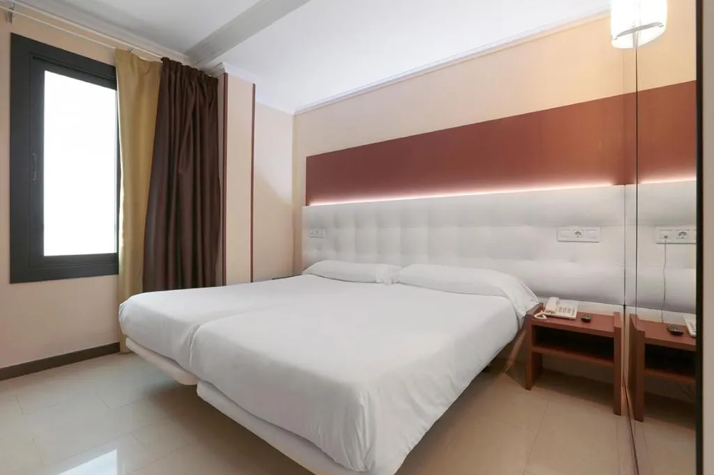 Room, Twenty By Pillow, Barcelona