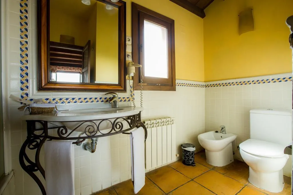 Room, Hotel Cigarral De Caravantes, Madrid