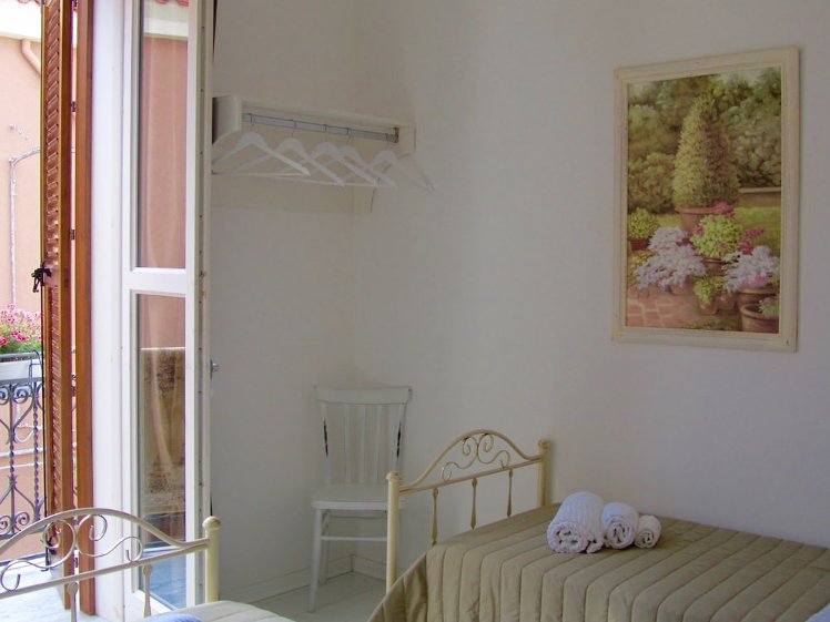 B&B TAM Casa Vacanze Cinisi Sicilia, Palermo