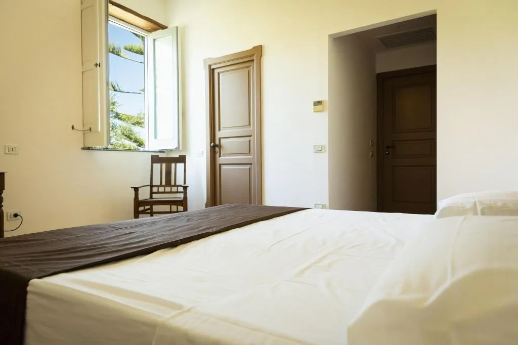 Room, Villa Puolo - With Private Sea Access, Naples