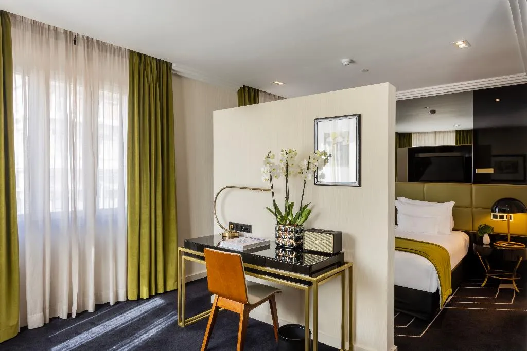 SUITE CLASSIC Room, Altis Avenida, member Preferred Hotels & Resorts, Lisbon