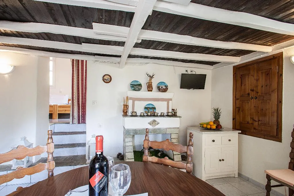 VILLA THREE BEDROOMS Room, Koukias Village, Skiathos