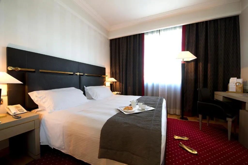 SUITE CAPACITY 1 Room, Grand Hotel Duca Di Mantova, Milan