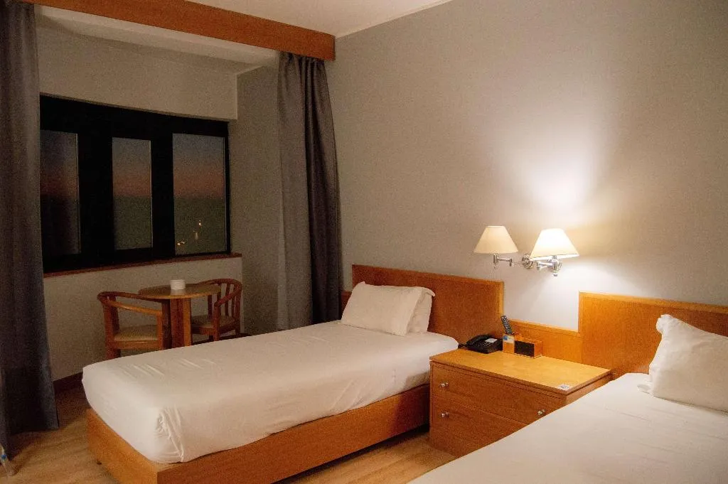 Room, TRYP Montijo Parque Hotel, Lisbon