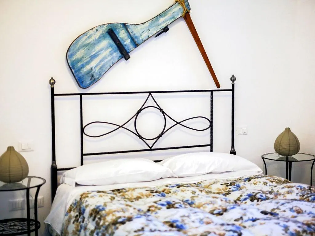Room, B&B La Grotta Marina, Naples