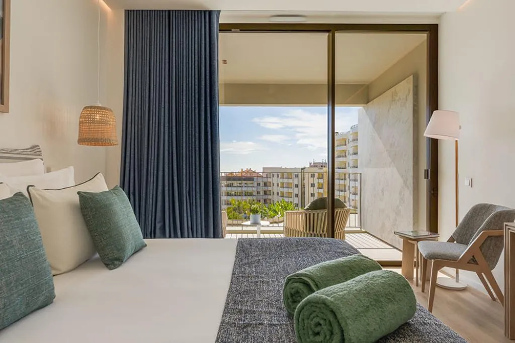 DOUBLE STANDARD Room, The Editory Ocean Way Funchal, Madeira