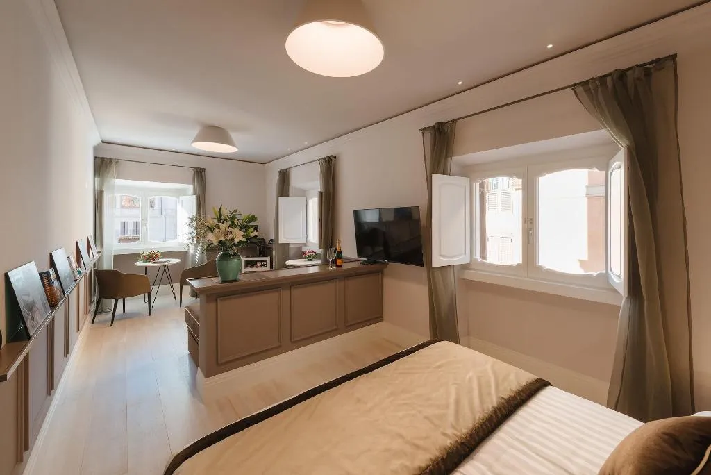 Room, Rhea Silvia Luxury Navona, Rome